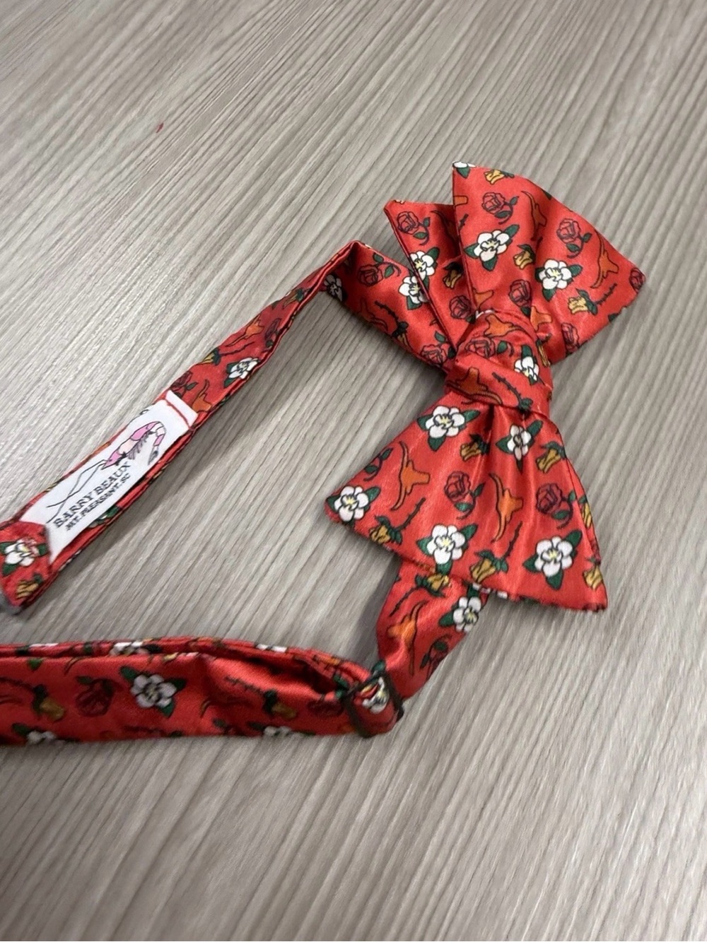 Red Floral Silk Bow Tie for Men by (unknown)